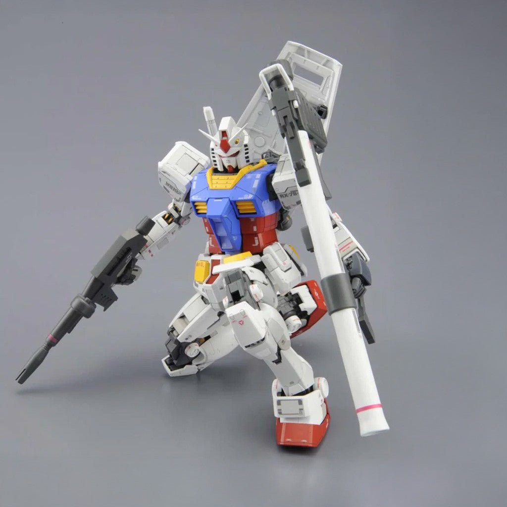 MG 1/100 RX-78-2 Gundam Version 3.0 - Loaded Dice