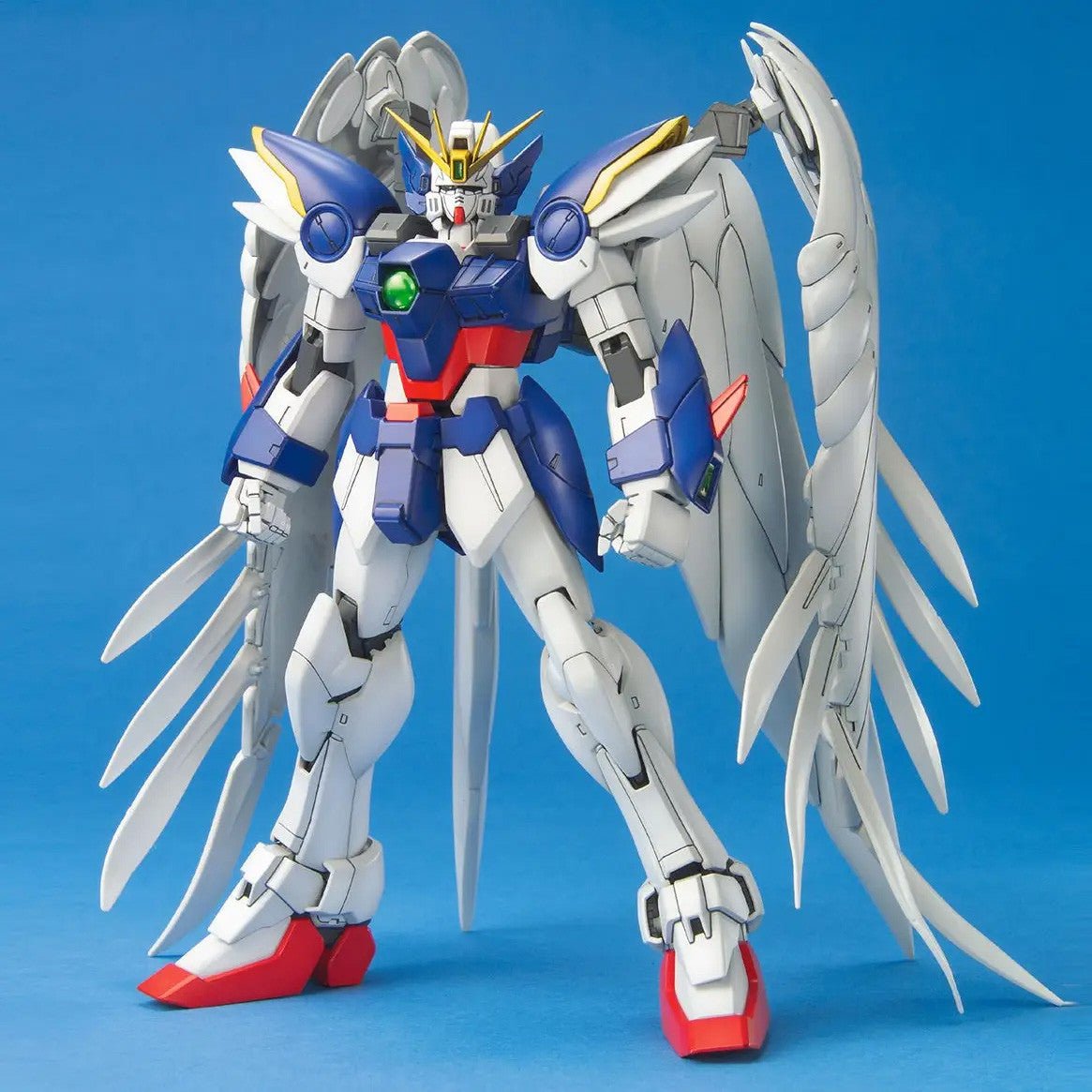 Bandai MG 1:100 W Gundam Zero Custom - MK63541