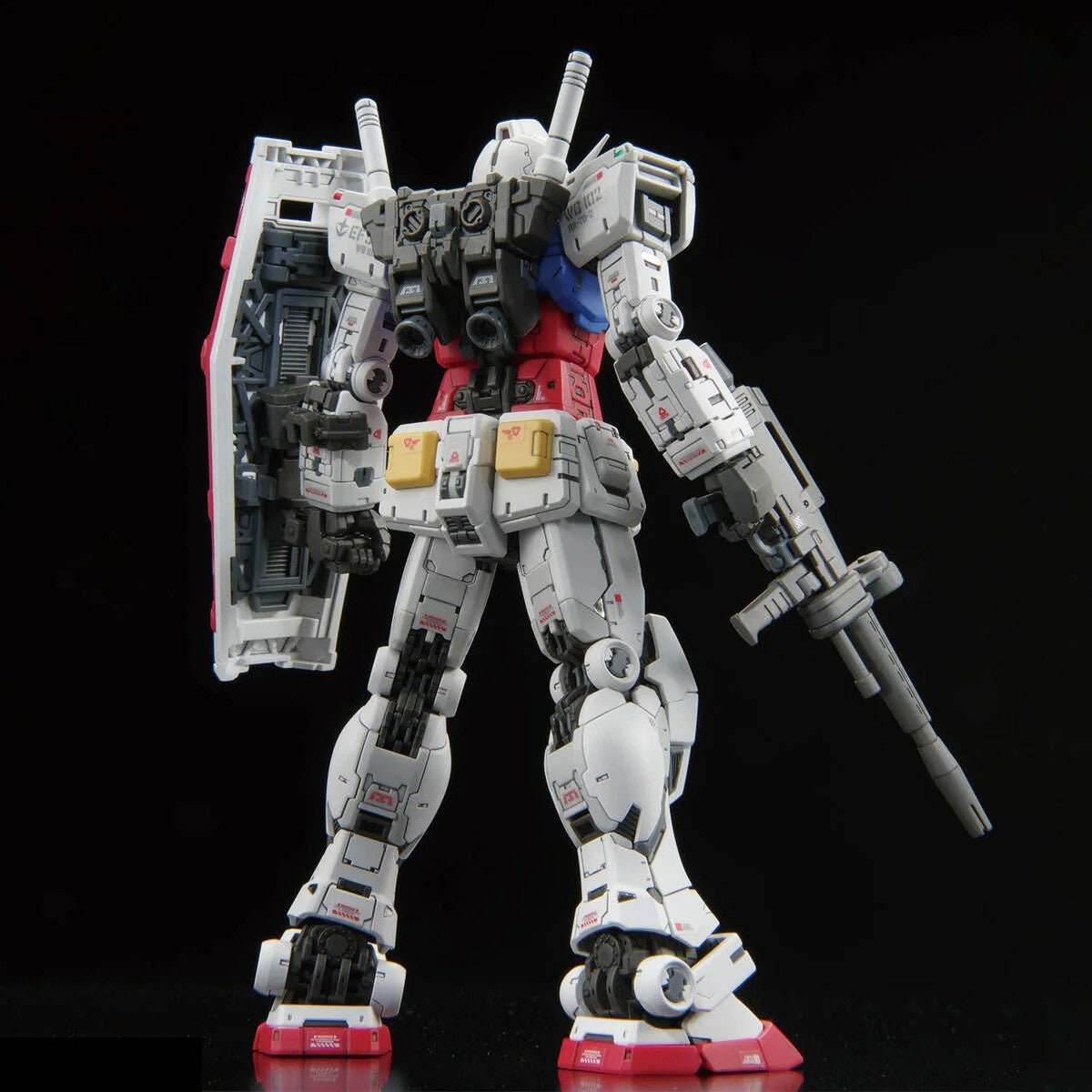 RG 1/144 RX-78-2 Gundam Version 2.0 - Loaded Dice