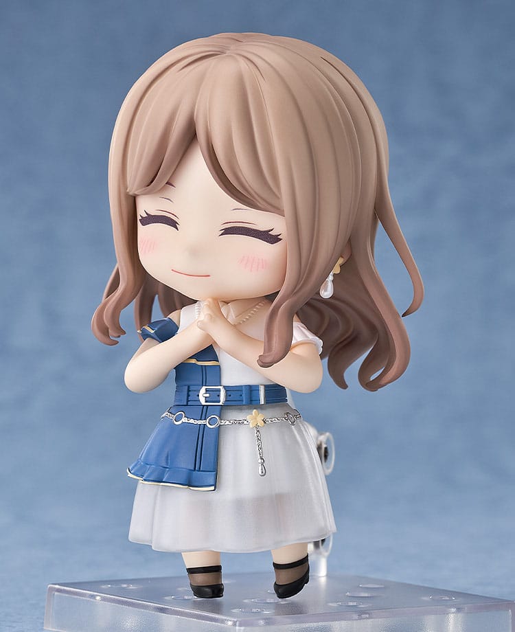 Soyo Nagasaki Nendoroid with delighted eyes-closed face and hands clasped to her chest