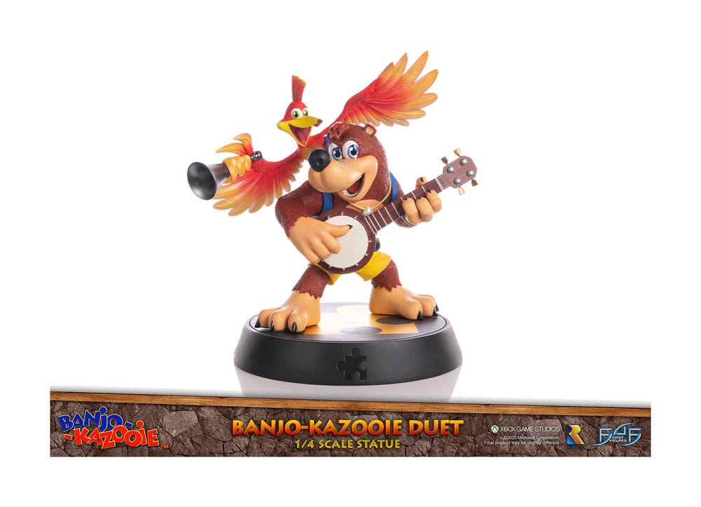 Banjo-Kazooie Duet statue by First 4 Figures, left three-quarter view on round black base
