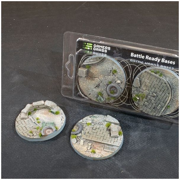 Gamers Grass Battle Ready Bases - Urban Warfare Round 60mm (x2) - Loaded Dice