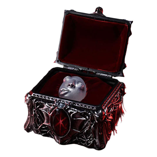 Prime 1 Studio Berserk Ganishka's Behelit in its open ornate silver chest with red velvet lining