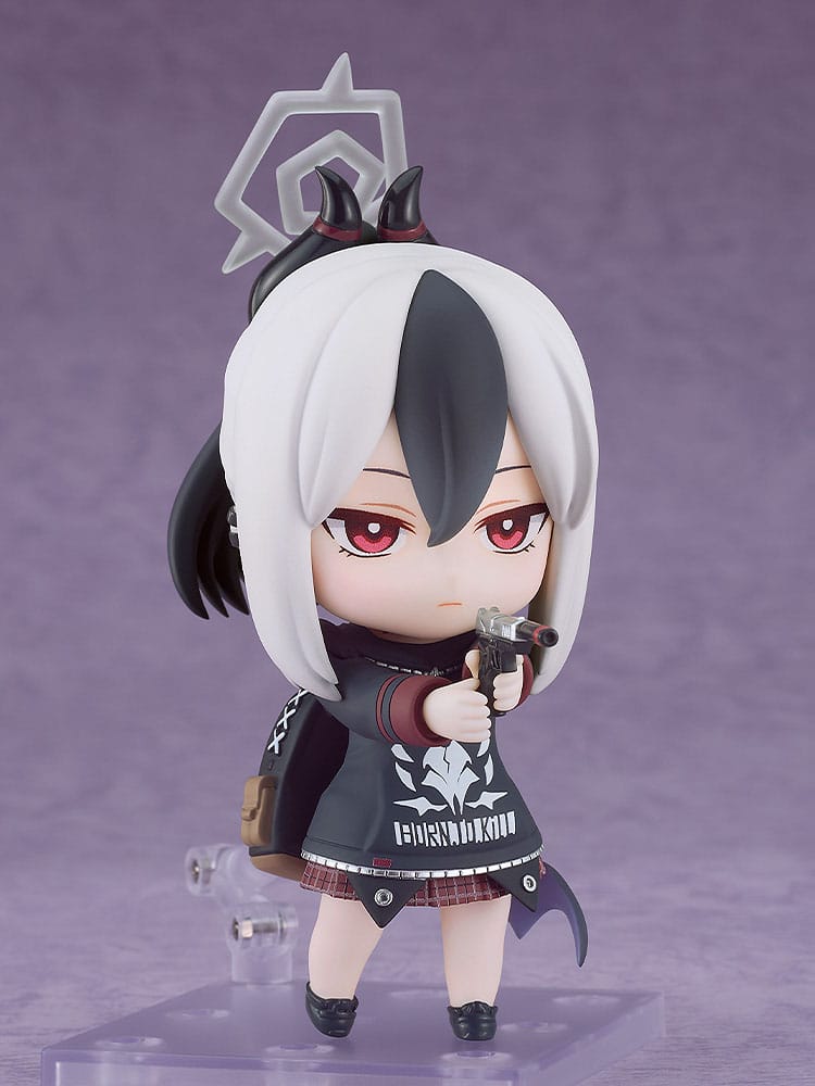 Kayoko Onikata Nendoroid aiming the Demon's Roar pistol forward