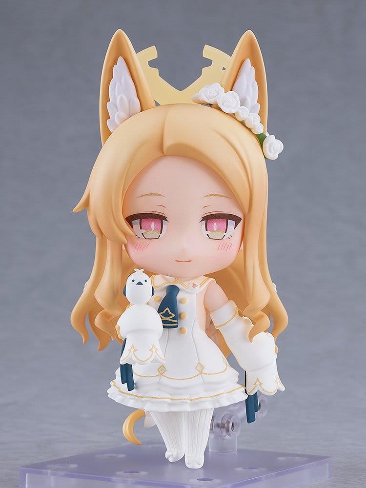 Nendoroid Seia Yurizono front view on clear stand with small white bird in hand