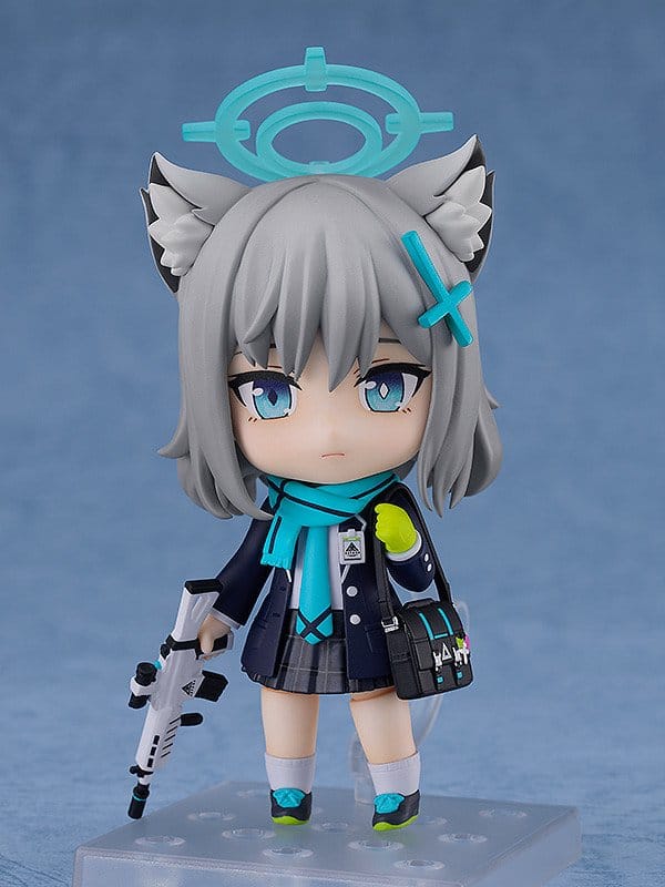 Blue Archive Nendoroid Shiroko Sunaookami front view on a clear base holding her rifle