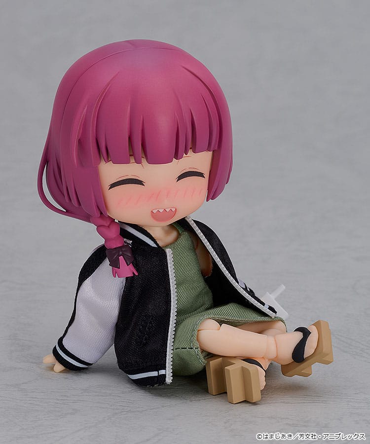 Kikuri Hiroi Nendoroid Doll sitting on the floor with a flushed cheerful face