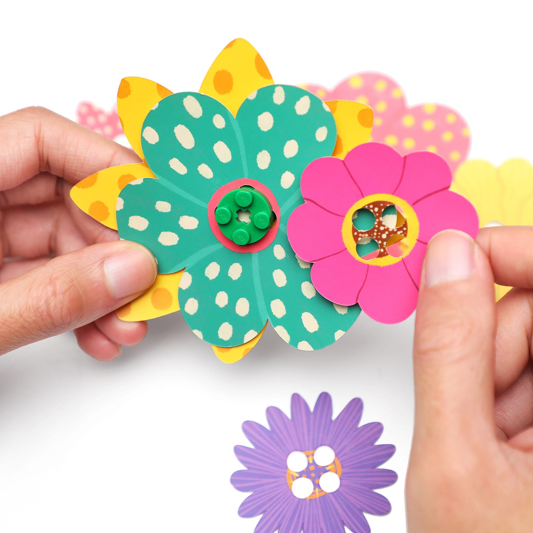 CaDA Flower Garden - 230 pcs - C71022W