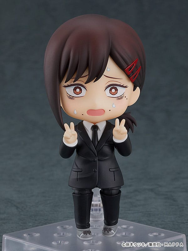 Kobeni Nendoroid sobbing while making double peace signs