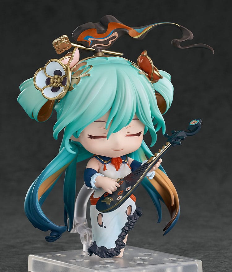 Hatsune Miku Shimian Maifu Nendoroid with sad closed-eye faceplate strumming the pipa