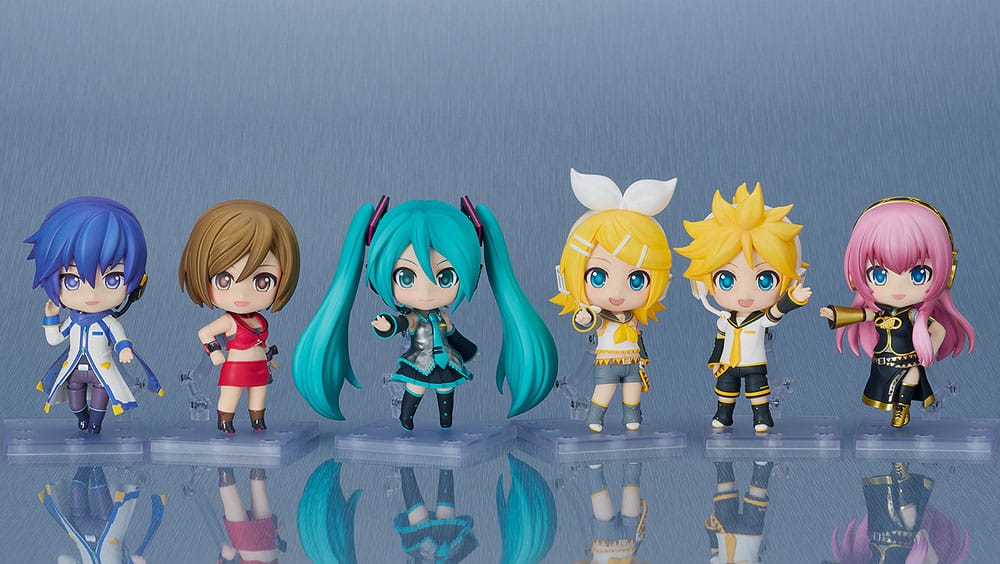 Kagamine Len 2.0 Nendoroid in a line-up of six Vocaloid Nendoroids including Hatsune Miku