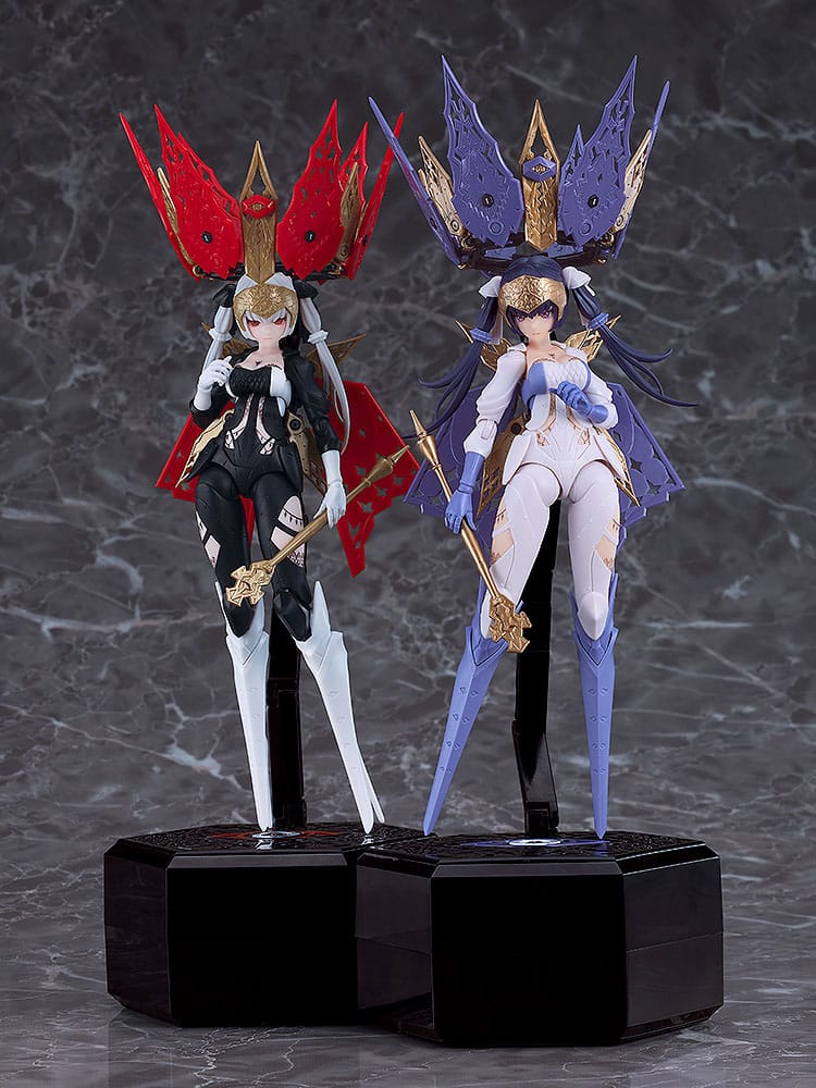 Chitocerium I-hydra model kit standing beside a red and black chitocerium figure on hexagonal bases