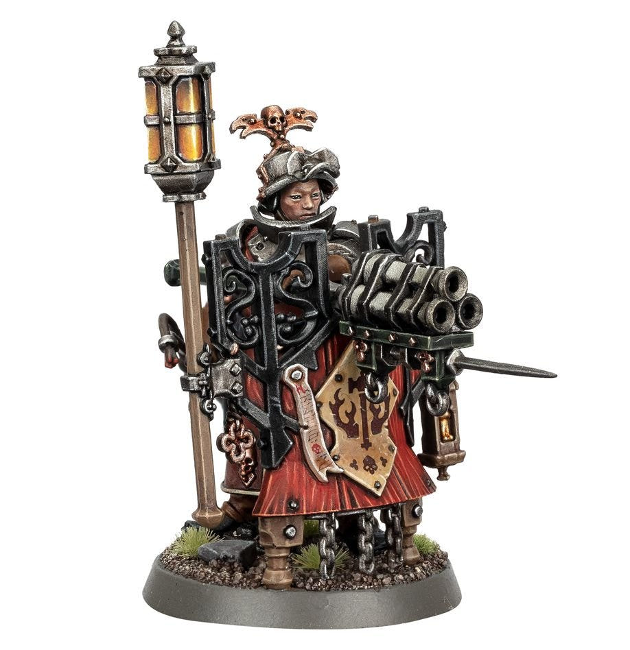 Painted Freeguild Fusilier with volley gun, lantern and pavise shield, close view