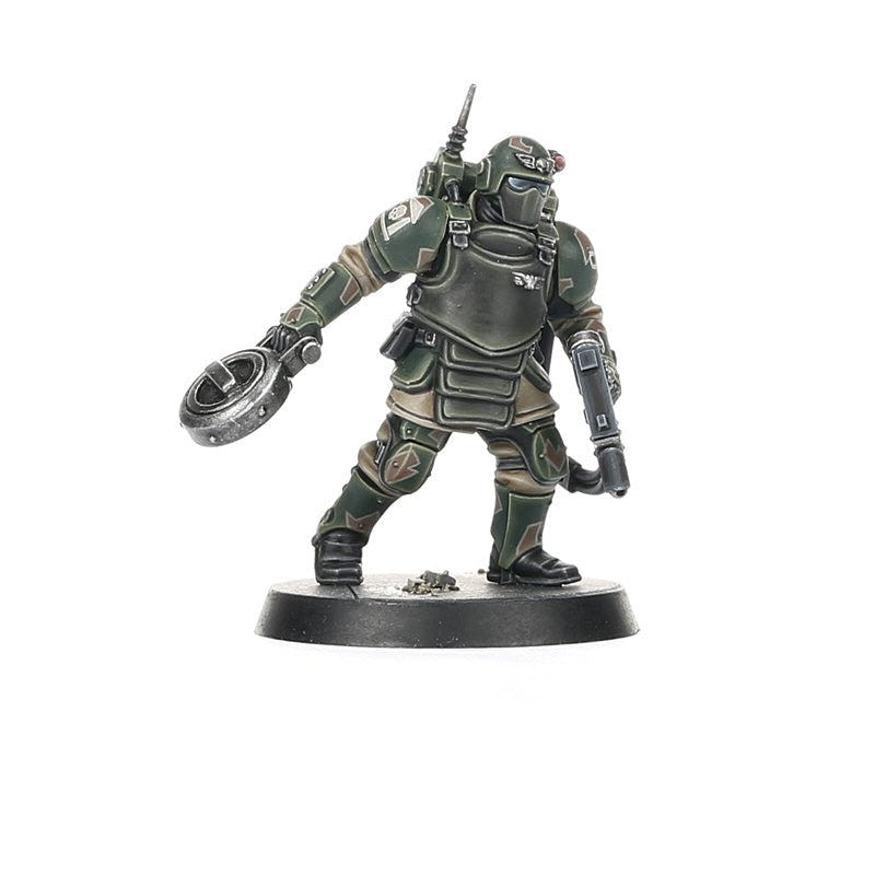 Painted armoured Astra Militarum storm trooper throwing a grenade