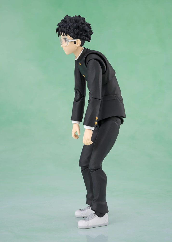 Okarun S.H.Figuarts figure hunched forward, side view