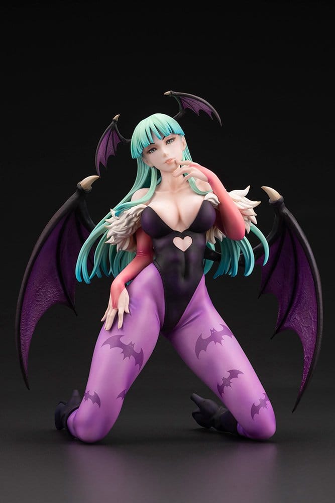 Front view of the Morrigan Aensland figure in bat-print purple tights on a dark backdrop
