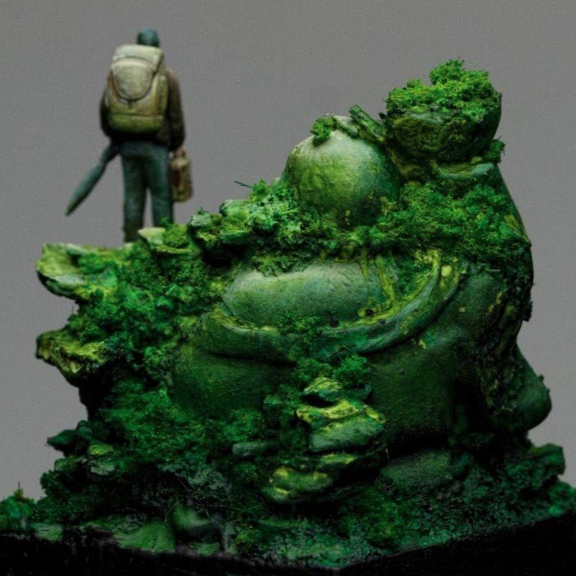 Diorama overgrown with green moss weathering, example of Dirty Down Moss Effect