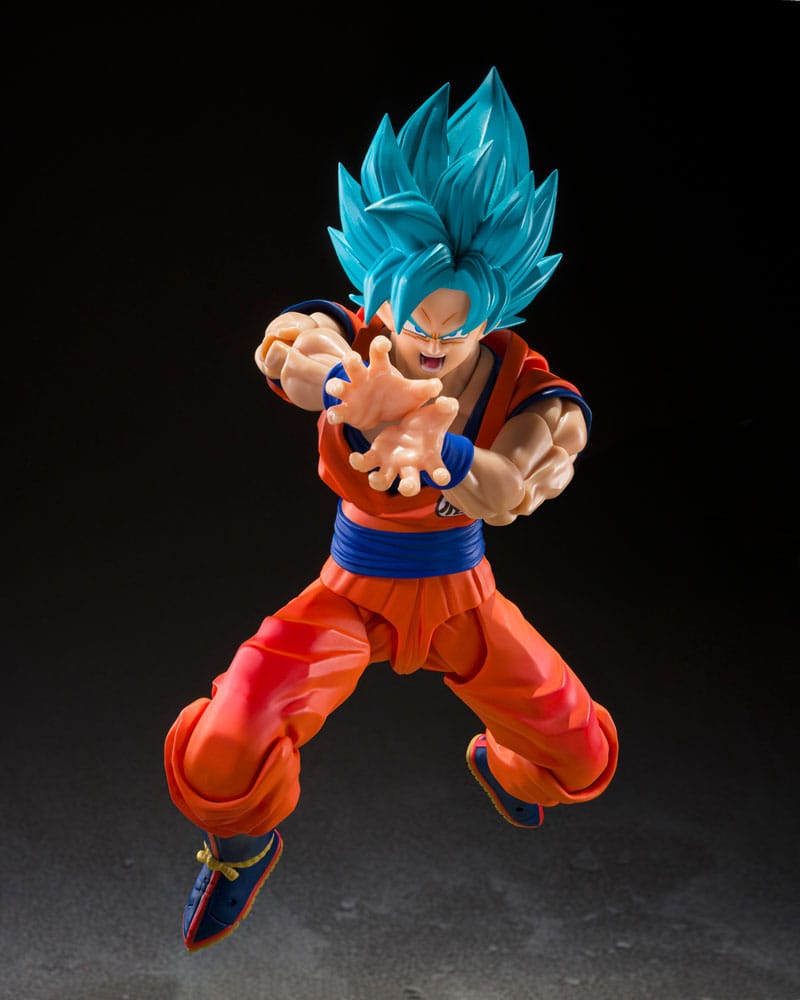 Dragon Ball Super S.H.Figuarts Super Saiyan God Super Saiyan Son Goku figure, punching pose, close view