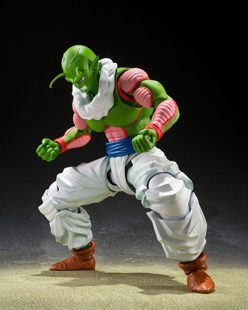 S.H.Figuarts Nail figure in a crouched fighting stance, three-quarter view