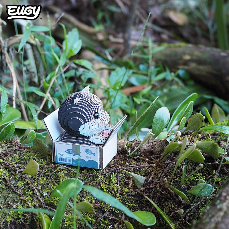 EUGY Cat - Tuxedo 3D cardboard model kit - built model on display