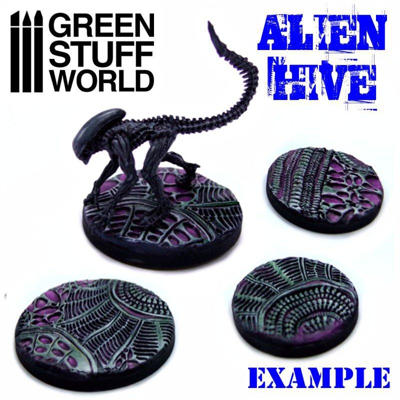 Green Stuff World Alien Hive rolling pin example, painted alien-textured bases with a xenos figure