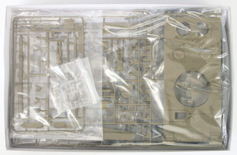 Tamiya 1:35 Leopard 2 A6 Main Battle Tank - 35271 - Loaded Dice