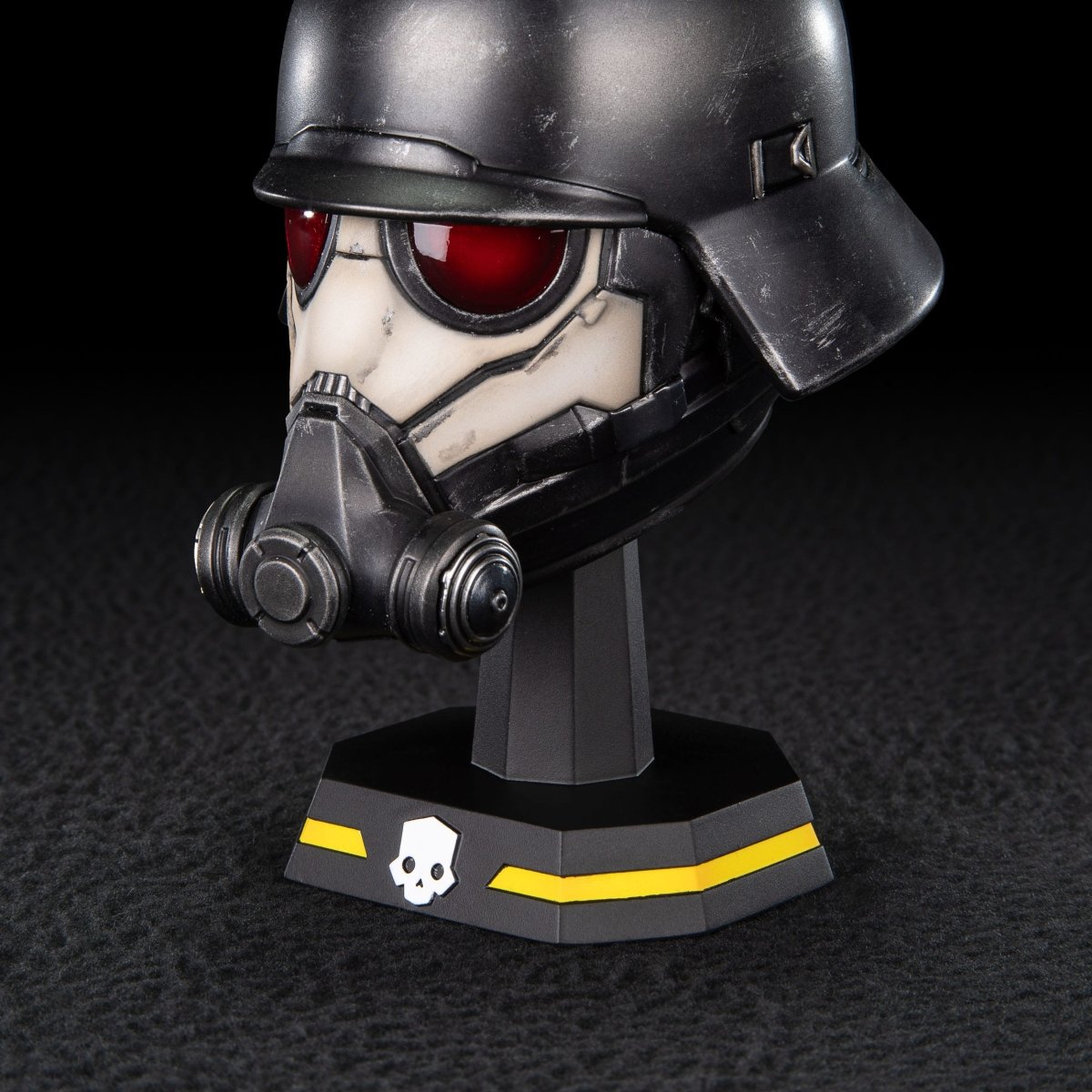 Helldivers 2 Replica 1/4 Field Chemist Helmet 11cm