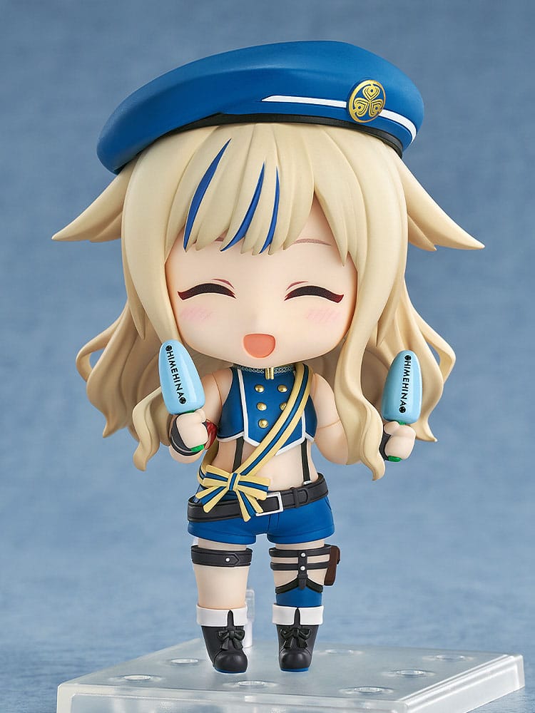Suzuki Hina Nendoroid smiling with eyes closed holding two blue Ninlight glow sticks