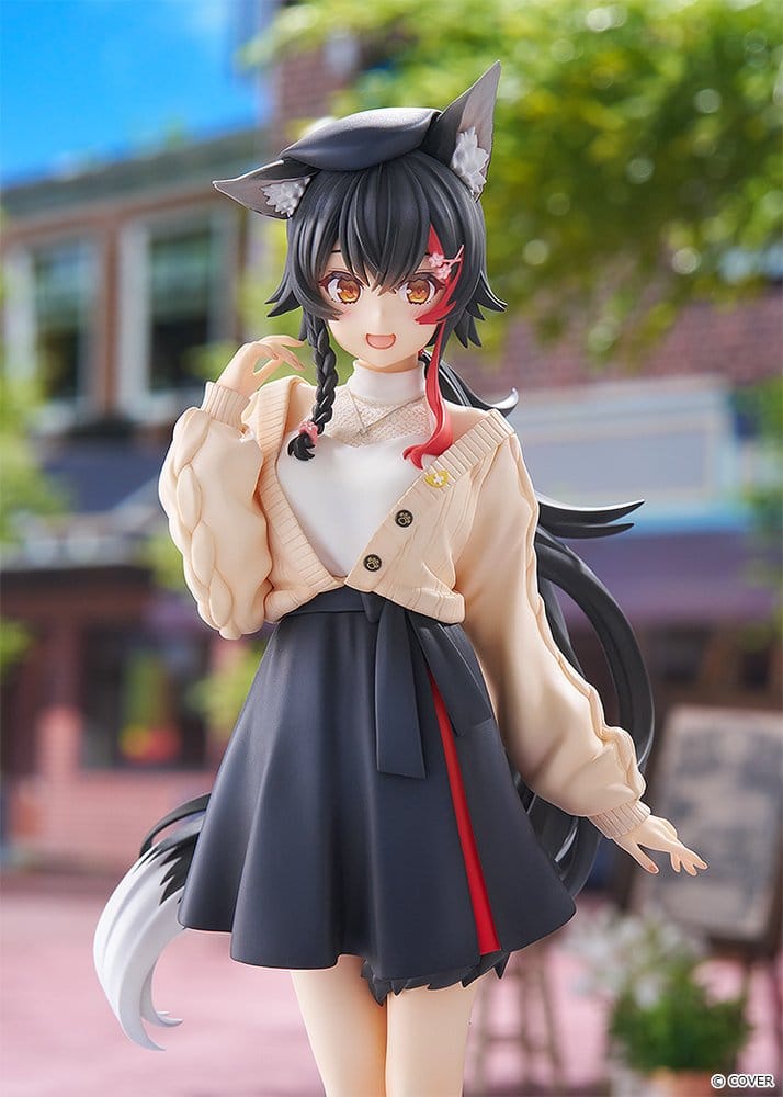 Hololive Ookami Mio figure upper body with wolf ears and beret on a sunny street backdrop