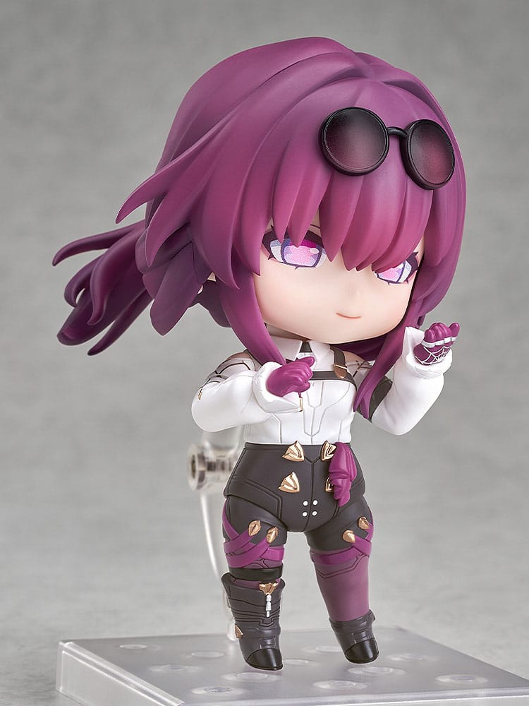 Kafka Nendoroid side angle with windswept hair, sunglasses on her head