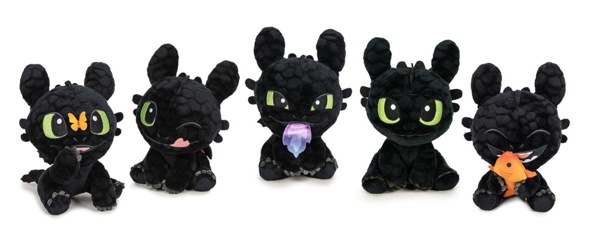 All five How to Train Your Dragon Toothless 18cm plush designs lined up