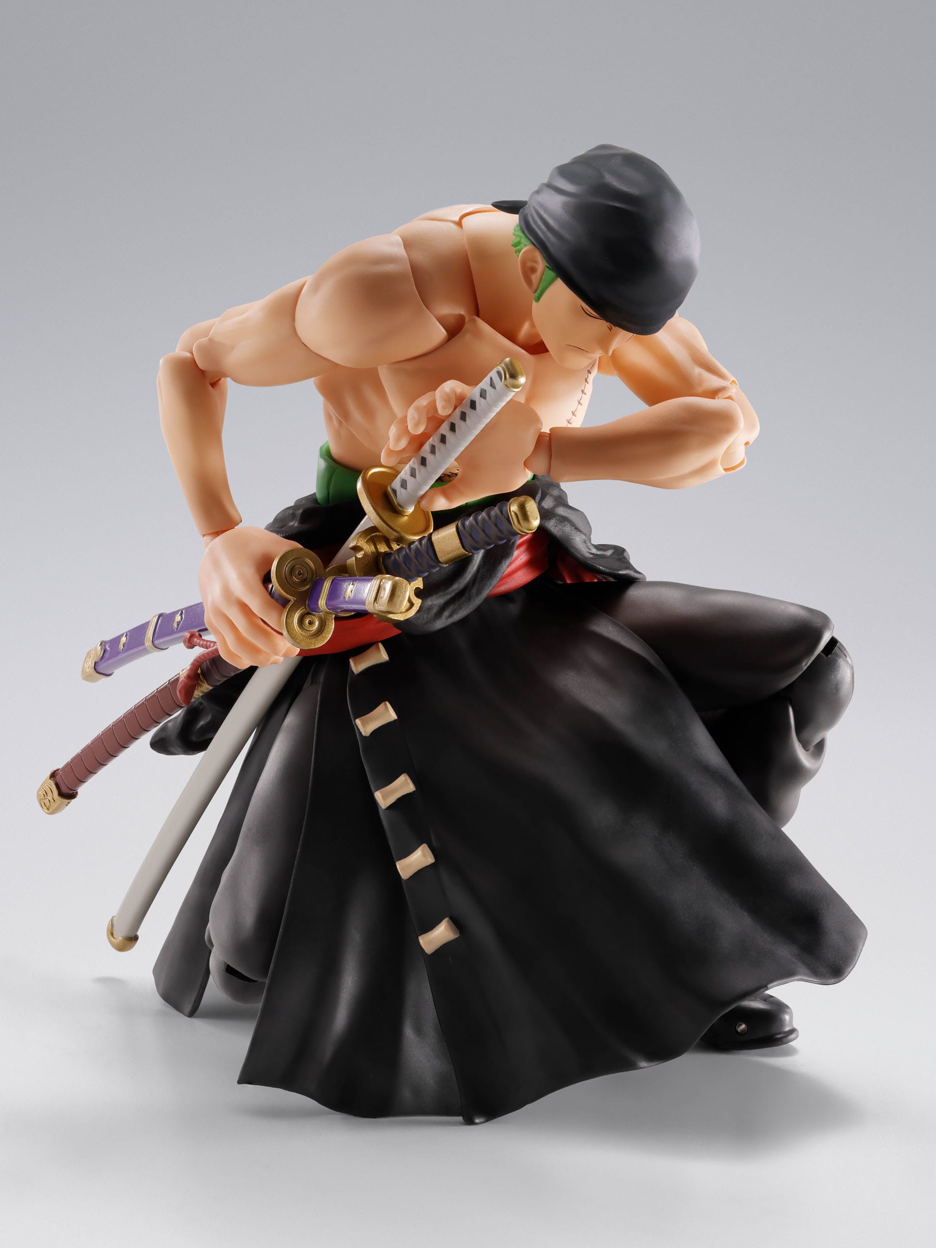 One Piece S.H.Figuarts Action Figure Roronoa Zoro The King of Hell 15cm - Loaded Dice
