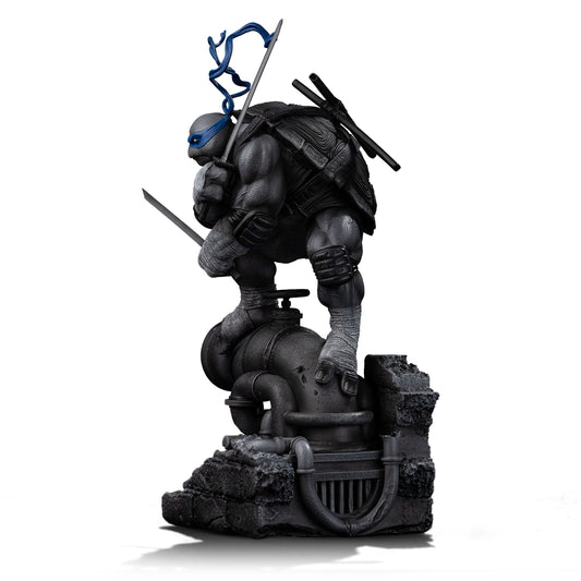 Teenage Mutant Ninja Turtles Art Scale Statue 1/10 Leonardo Black and White Variant 26 cm heo exclusive - Loaded Dice