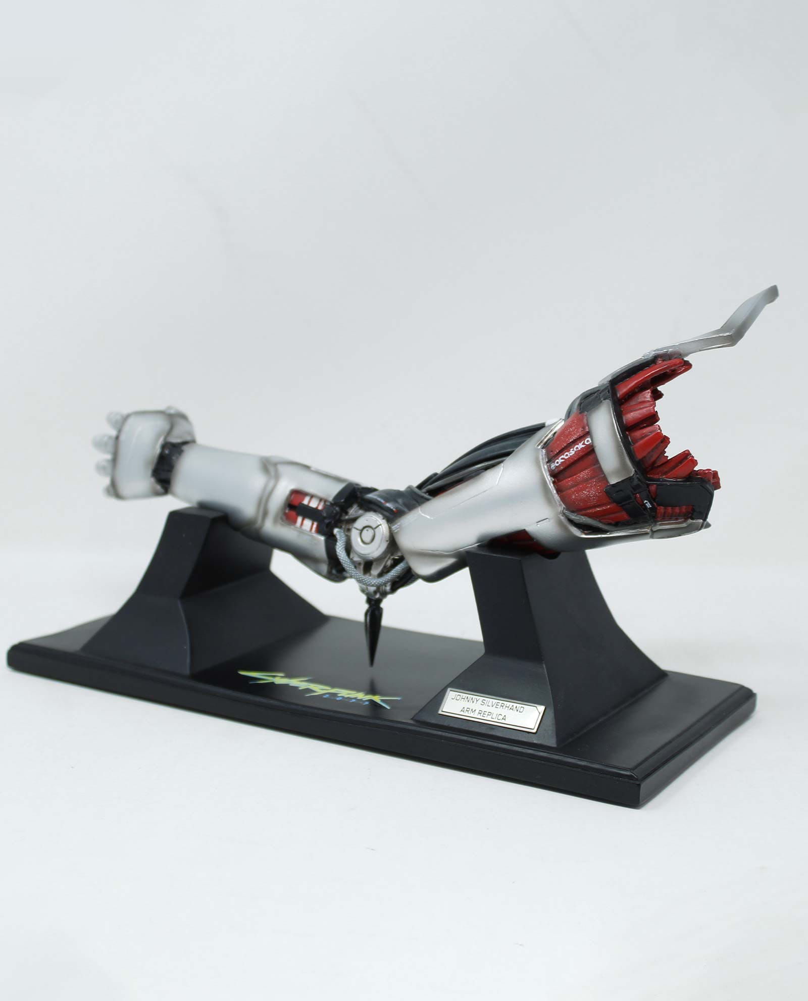 Cyberpunk: Edgerunners Replica Silverhand Arm 30cm - Loaded Dice