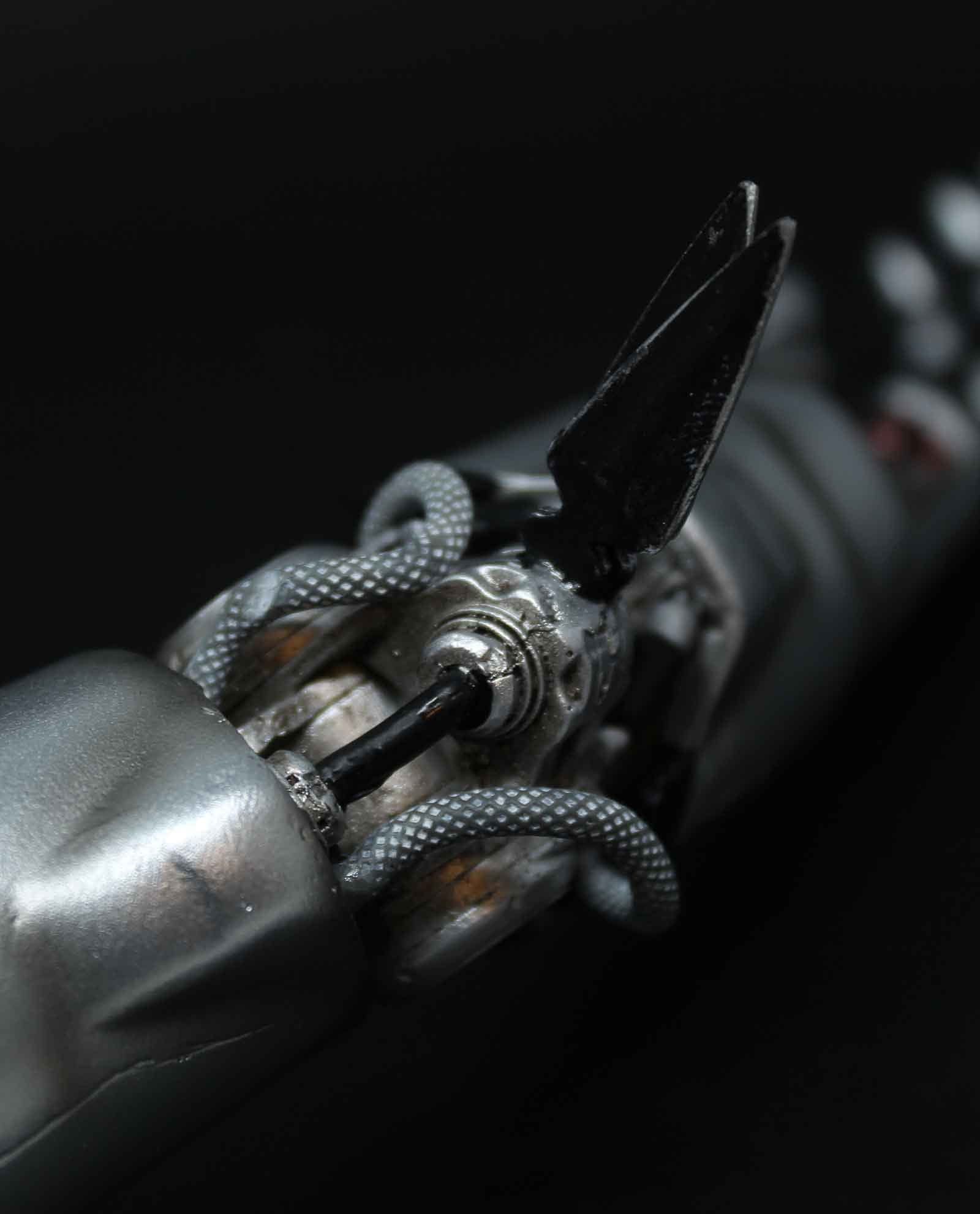 Cyberpunk: Edgerunners Replica Silverhand Arm 30cm - Loaded Dice