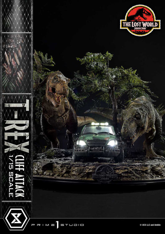 Jurassic World: The Lost World Statue 1/15 T-Rex Cliff Attack 53 cm - Loaded Dice