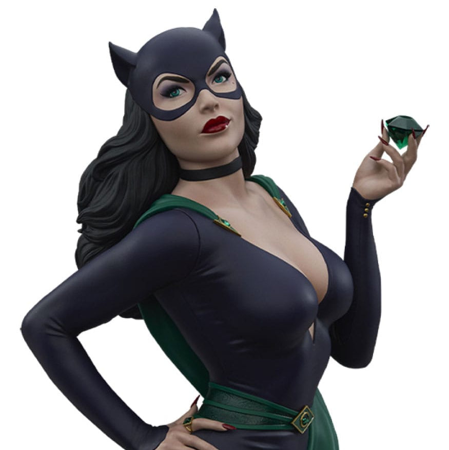 DC Comics Bust 1/3 Catwoman 39 cm ETA Jun 26 - Loaded Dice