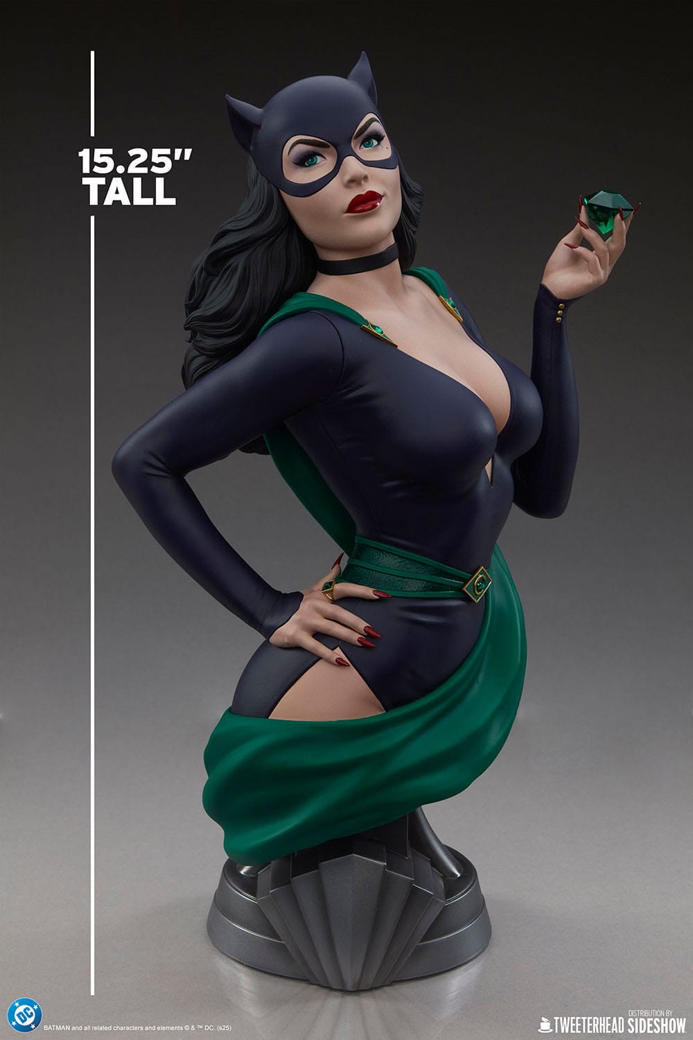 DC Comics Bust 1/3 Catwoman 39 cm ETA Jun 26 - Loaded Dice