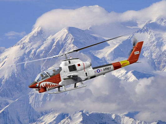 ICM 1:32 AH-1G 'Arctic Cobra' U.S. Helicopter - ICM32063