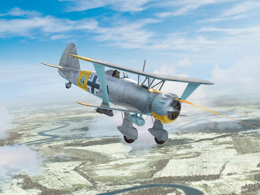 ICM 1:32 Hs 123A-1 (Late) WWII German Attack Aircraft - ICM32015