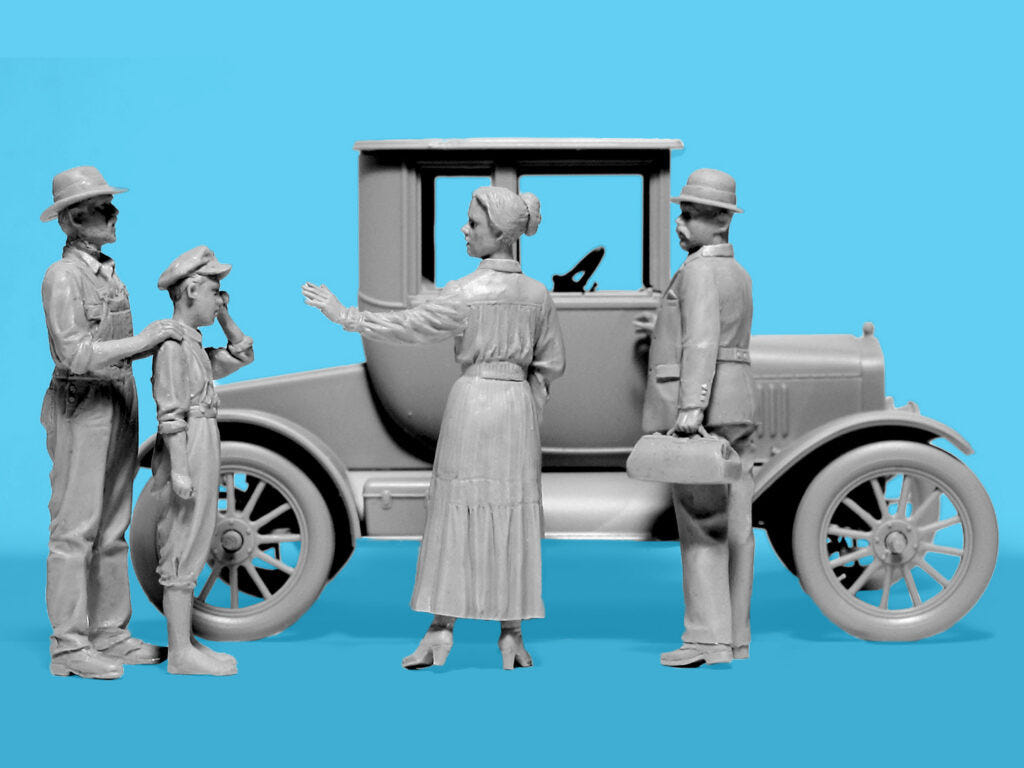 ICM 1:35 ‘Doctor on Call’ 1918 Model T Car with 4 Figures - ICM35829