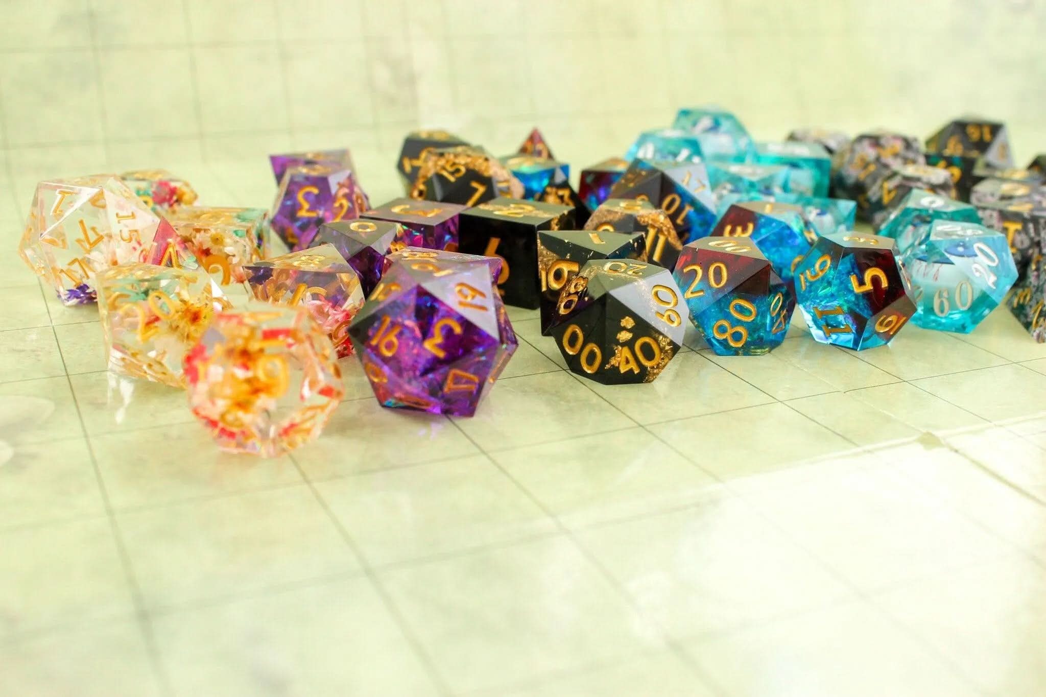 Mystery Sharp Dice Set