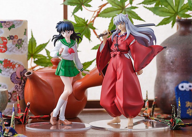 Pop Up Parade Inuyasha statue displayed beside a Kagome figure from the same range