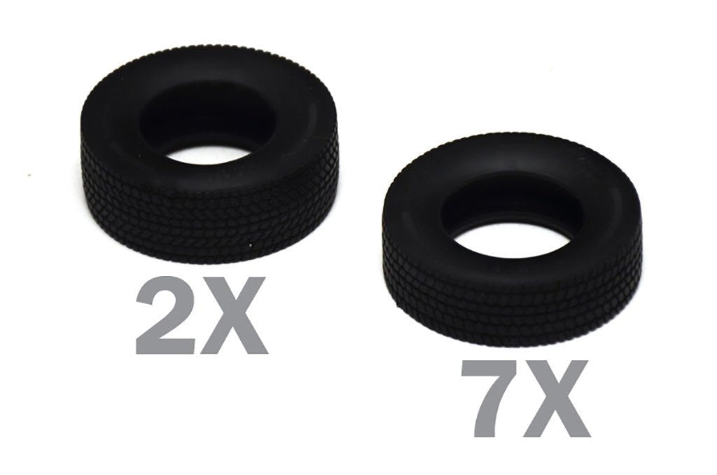Italeri 1:24 European Tractors Tyres and Rims set, rubber tyres in two sizes, 2 and 7 supplied