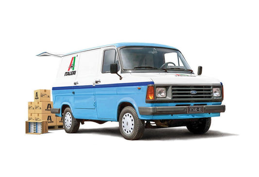 Italeri 1:24 Ford Transit "Italeri" Van - 3975