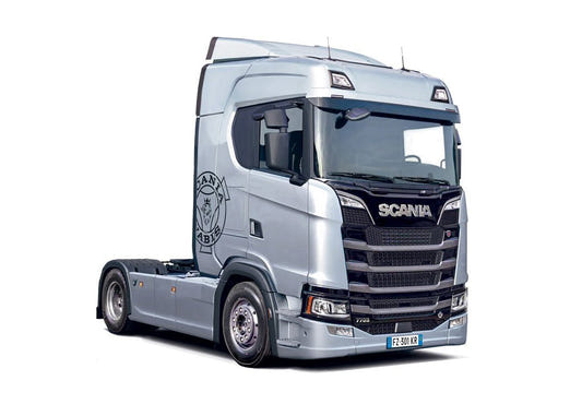 Italeri 1:24 Scania S770 4x2 Normal Roof 'Grey Cab' - 3971