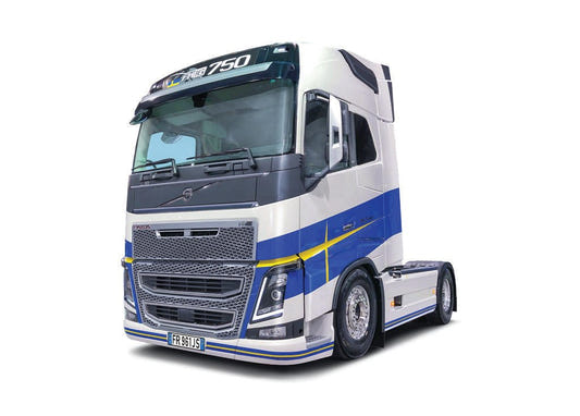 Italeri 1:24 Volvo FH16 750 (Medium Roof) - 3970