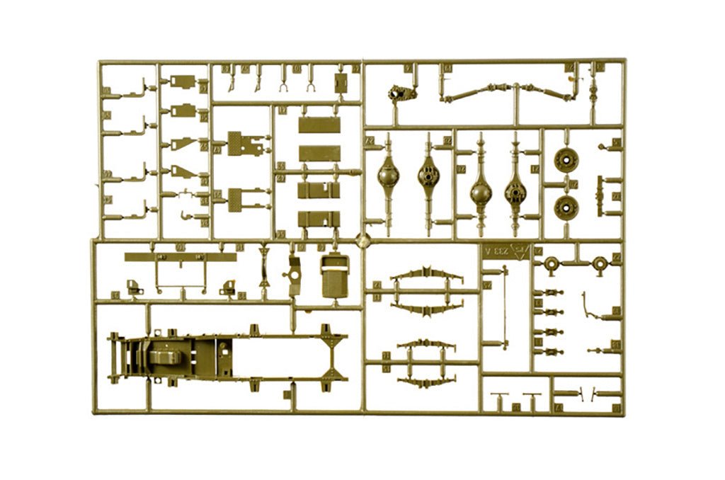 Italeri 1:35 Chevrolet 15 CWT - 233