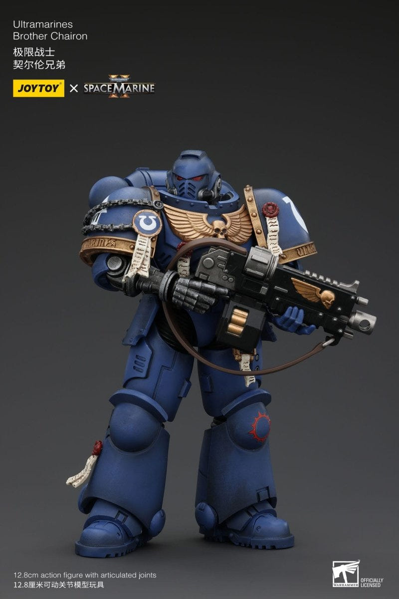 Joy Toy Brother Chairon in helmet, heavy belt-fed gun angled across his body, Warhammer 40K 1/18 figure