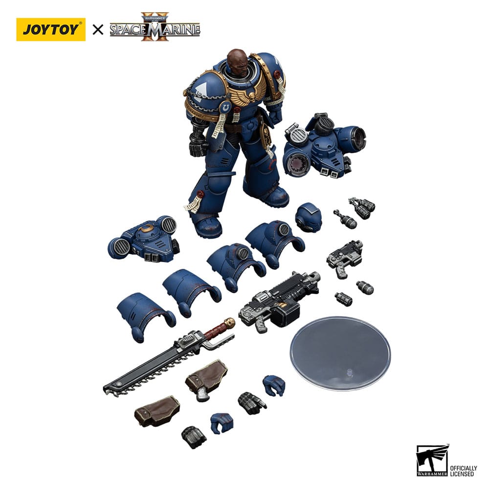 Joy Toy Brother Chairon unhelmeted with all his accessories: weapons, spare hands and armour parts